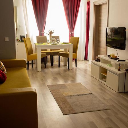 Apartament Summerland-Mamaia Ngoại thất bức ảnh